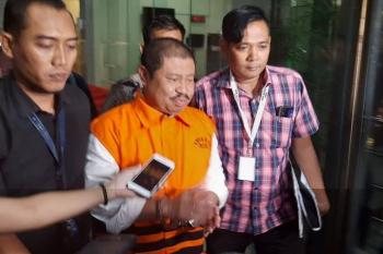 KPK Perpanjang Penahanan Eks Bupati Bengkalis, Amril Mukminin
